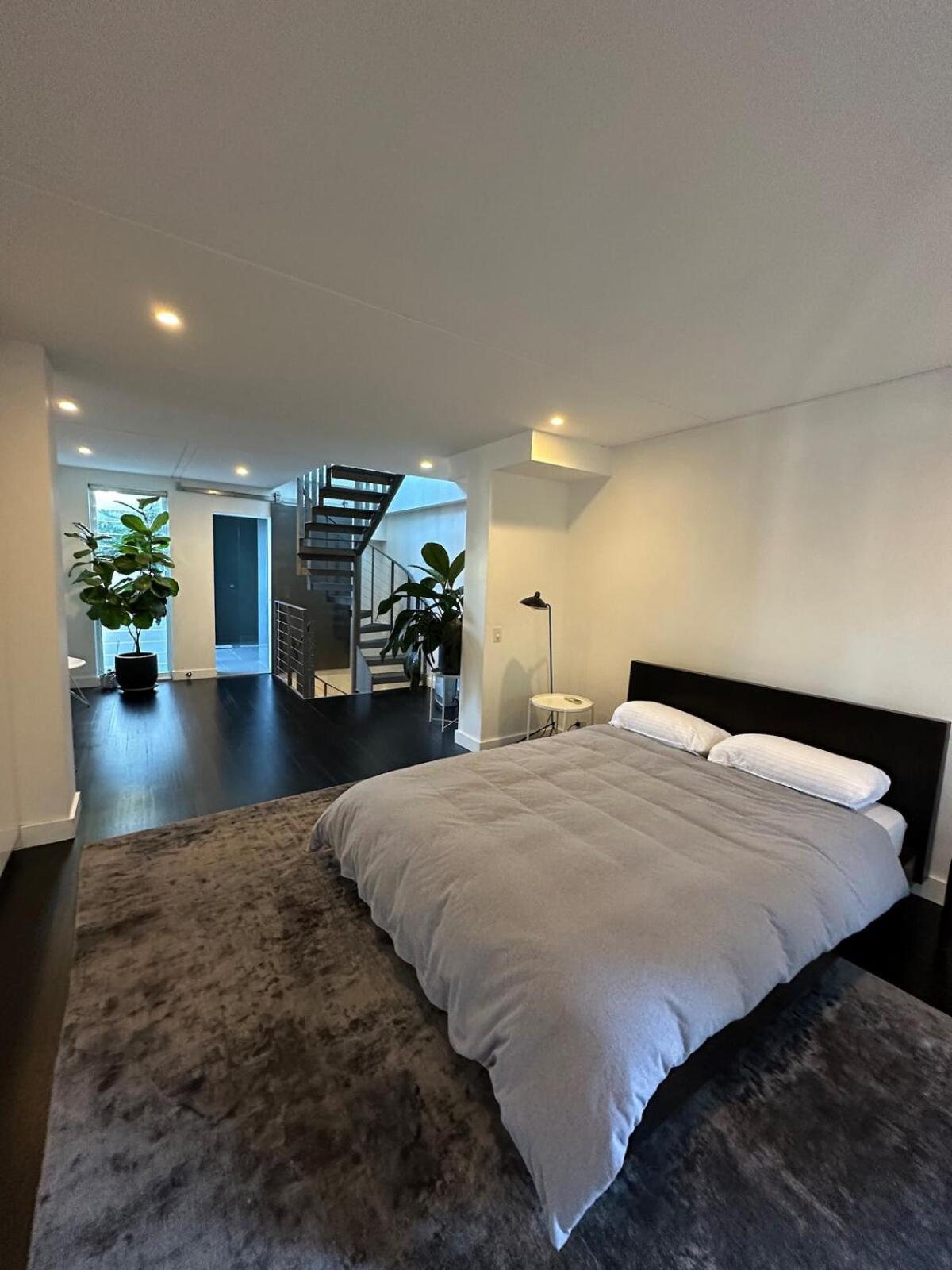 Apartment Modern Terrace House